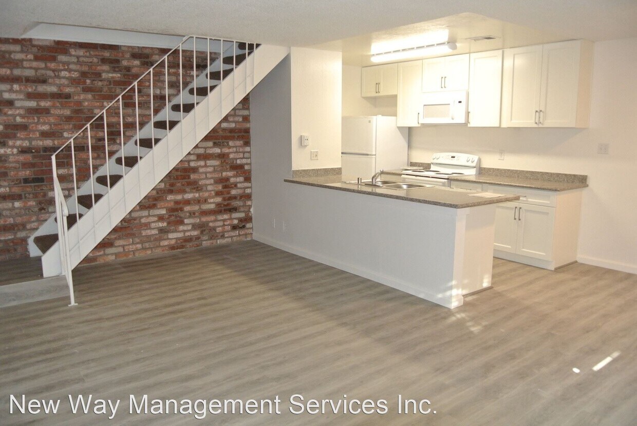 Building Photo - 2 br, 1 bath House - 1214 Sycamore Drive #3