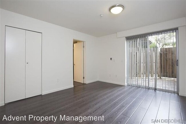 Building Photo - 3 br, 3.5 bath House - 1708 National Ave