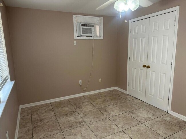 Foto del edificio - 213 Rosebud St