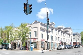 Building Photo - 21 E Central Ave