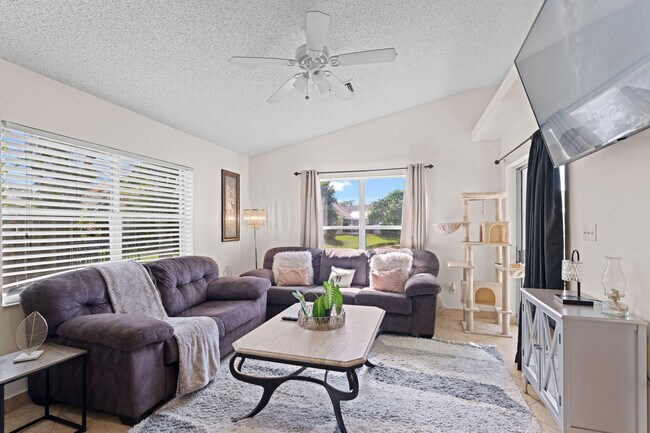 Foto del edificio - 5078 Willow Pond Rd W