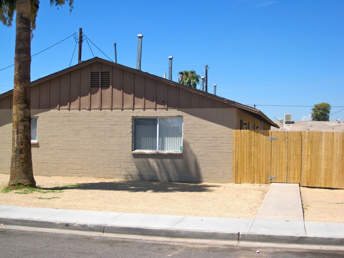 Primary Photo - 6440 S 22nd St