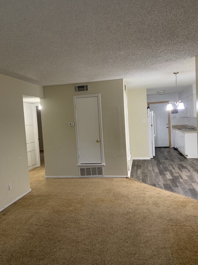 209 Hawaii St Unit 101