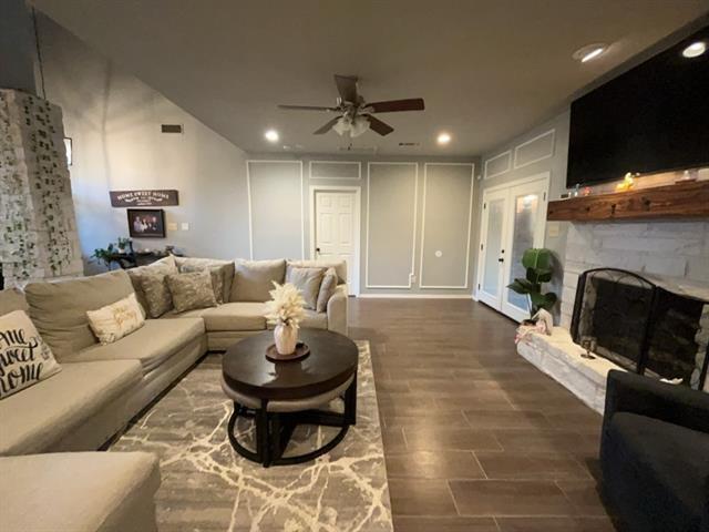 Foto del edificio - 3909 Meadow Dr