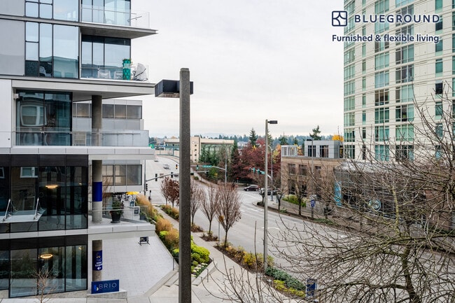 Building Photo - 11000 NE 10th St