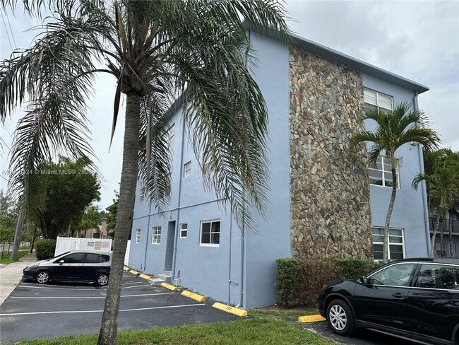 Foto del edificio - 110 SE 2nd St