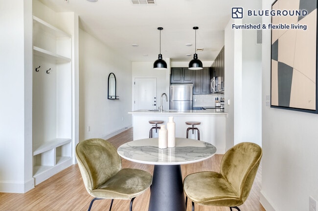 Building Photo - 1401 Art Dilly Dr.