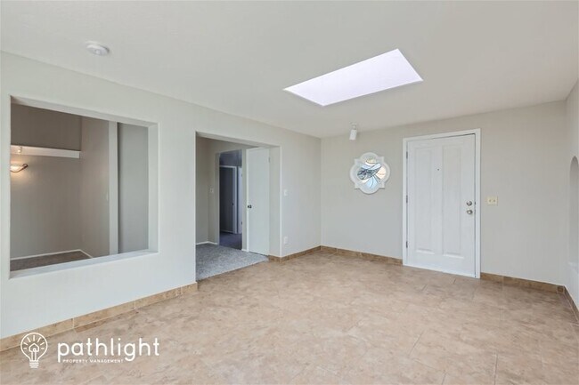 Foto del edificio - 3031 W Mercer Lane