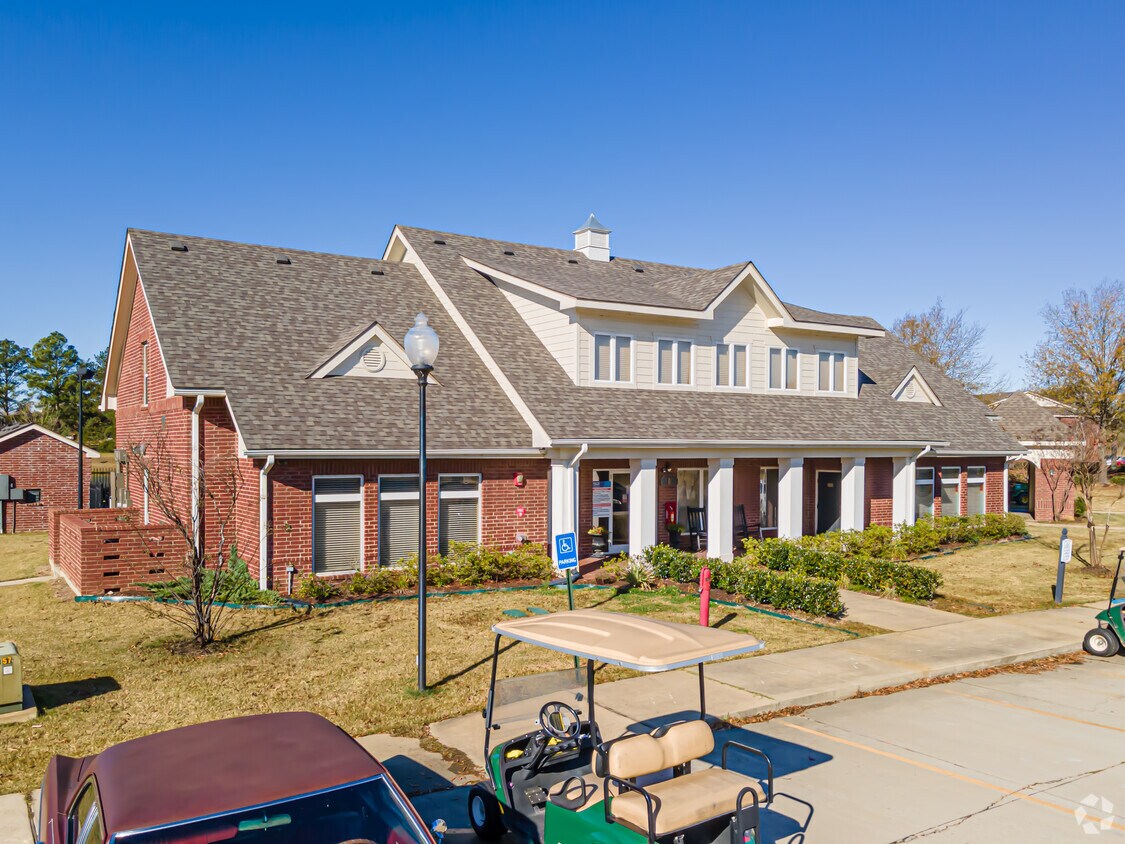 The Greens of Madison County - 124 Links Dr Canton, MS - Apartments for  Rent in Canton | Apartments.com
