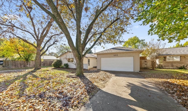 Building Photo - 605 Melrose Dr