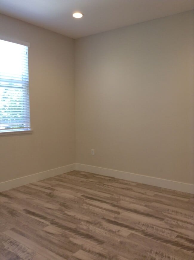 Building Photo - Excellent home in Livermore