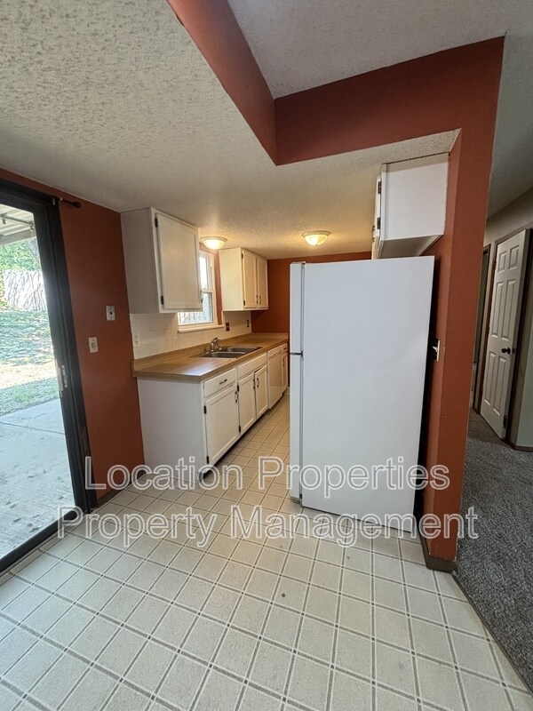 Foto del edificio - 2401 Sequoia Ct