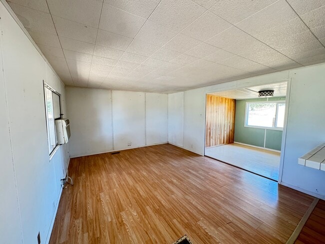 Building Photo - Country property in Loma Rica - mobile hom...