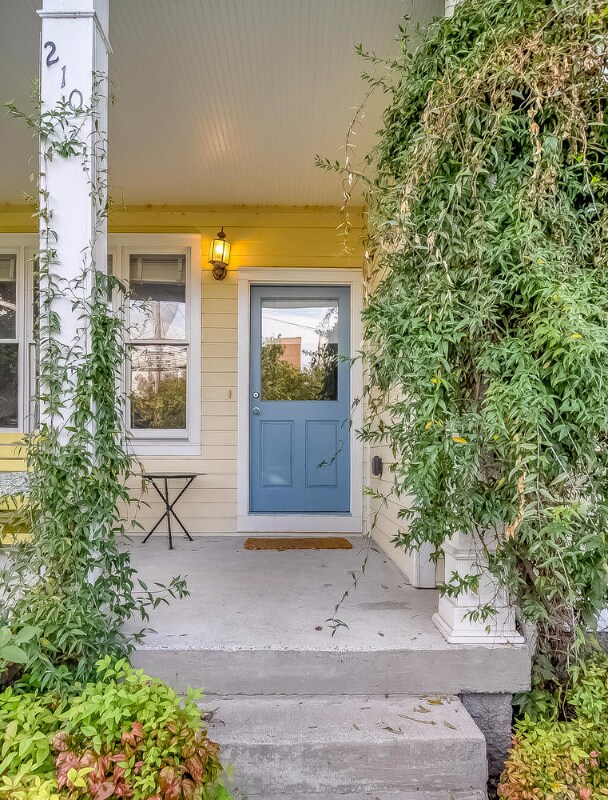 Photo - 210 S 11th St House