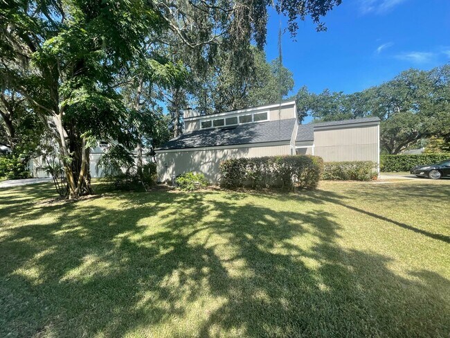 Building Photo - Location, Location! St Johns County, home ...