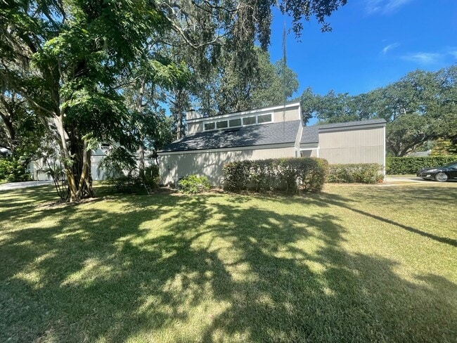 Building Photo - Location, Location! St Johns County, home of the best schools in Florida