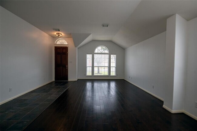 Foto del edificio - 19923 Brookway Oak Ct