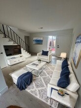 Building Photo - 10572 Torrington Cir