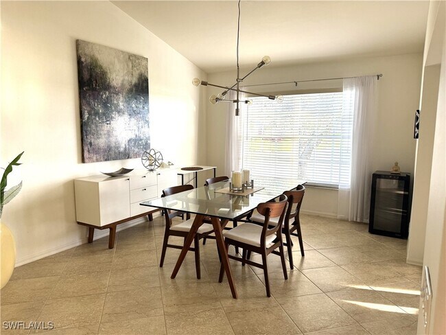Foto del edificio - 28048 Cavendish Ct