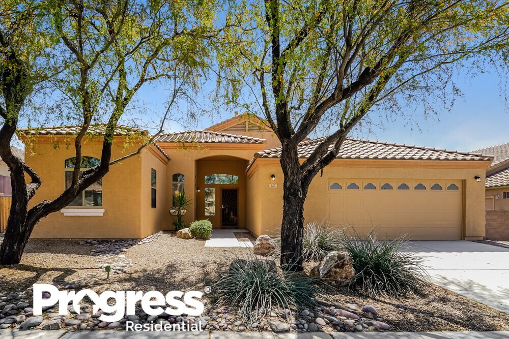 Primary Photo - 5115 W Wild Burro Spring Dr