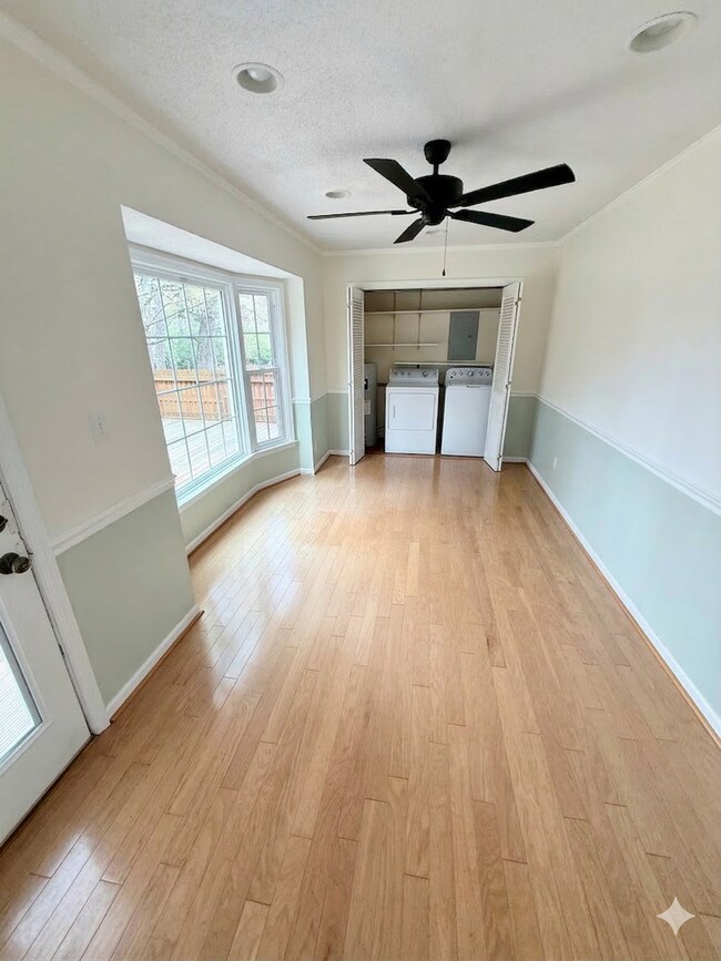 Foto del edificio - Charming & Convenient Athens Home – Prime Location with Modern Comforts