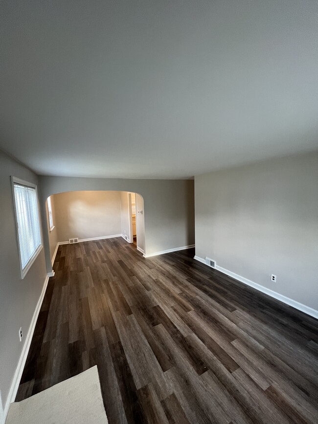Building Photo - 2140 Forrester Ave