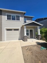 Building Photo - 3587 Juanipero Way