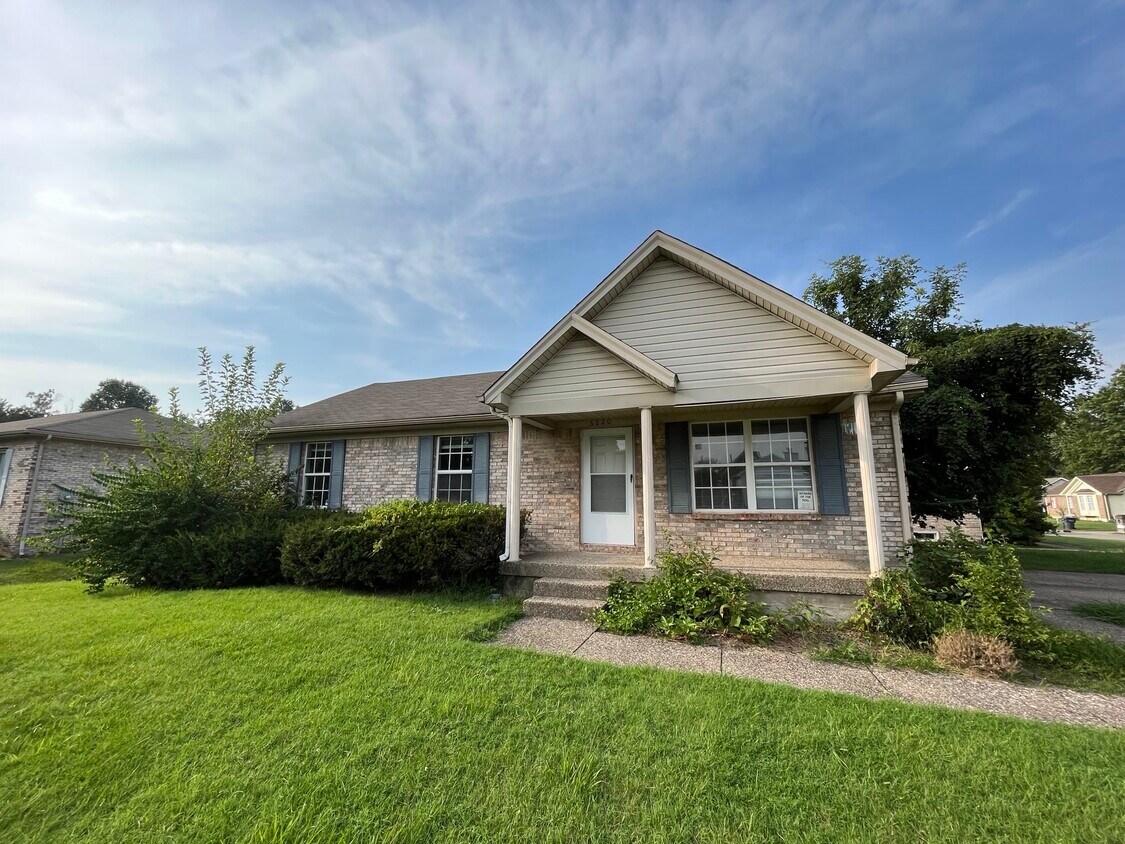 Foto principal - 6220 Serenity Ct