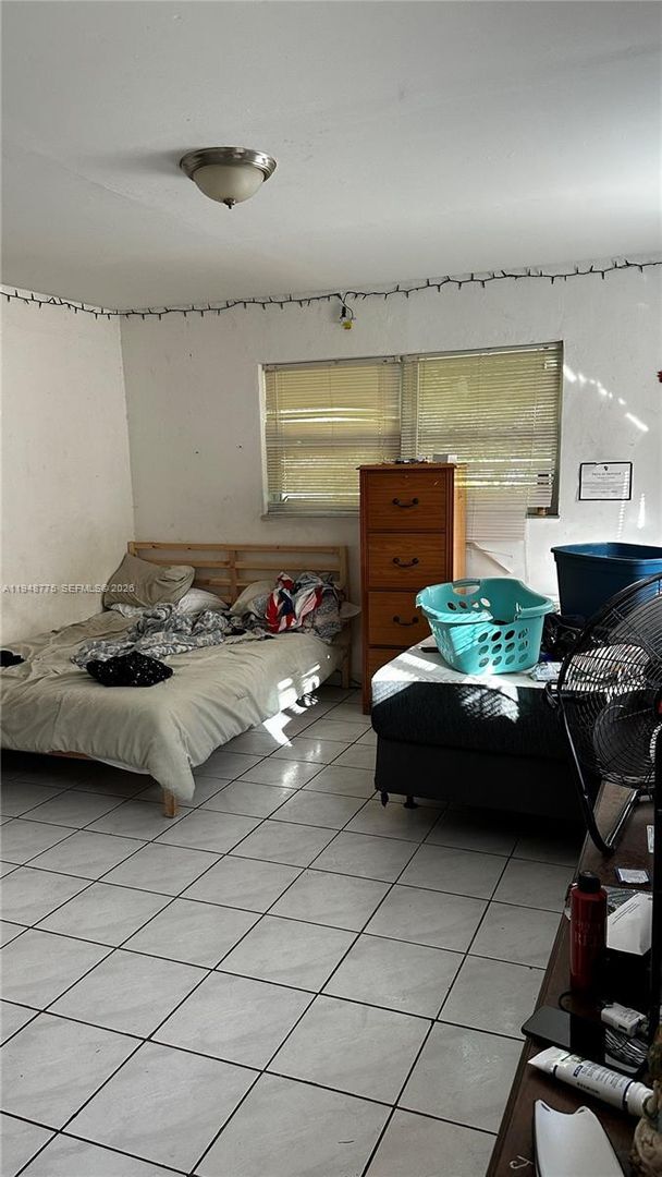 Foto del edificio - 4548 SW 33rd Ave