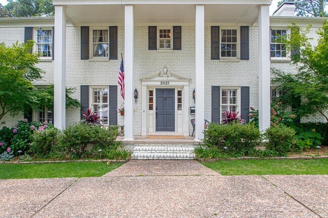 Foto del edificio - 2820 N Rodney Parham Rd
