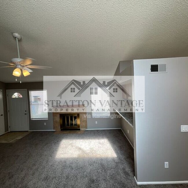 Foto del edificio - 3893 W Denver St