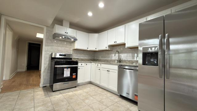Building Photo - 5602 Kings Park Dr