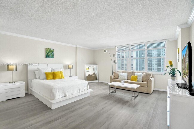 Foto del edificio - 2501 S Ocean Dr