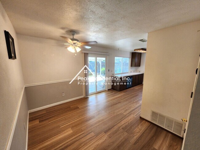 Foto del edificio - Wonderful Rosemont Area 3bd/2ba House with...
