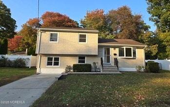 Building Photo - 1125 Interlaken Ave