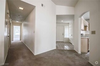 Building Photo - 9725 Horizon Hills Dr