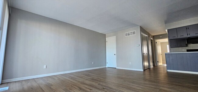 Foto del interior - Spacious 2 bedroom 2 bath apartments in Harrison Township!