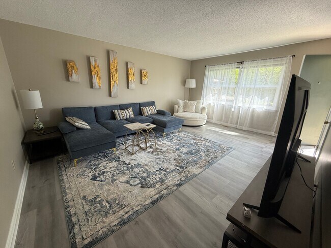 Foto del edificio - 7531 Leemont Dr