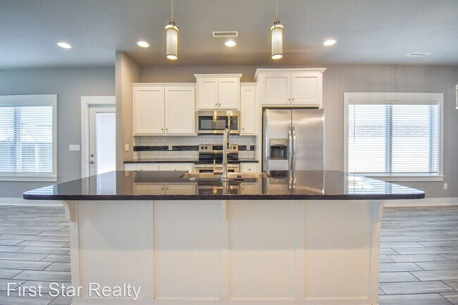 Foto del edificio - 4 br, 3.5 bath House - 628 N Malbec Rd