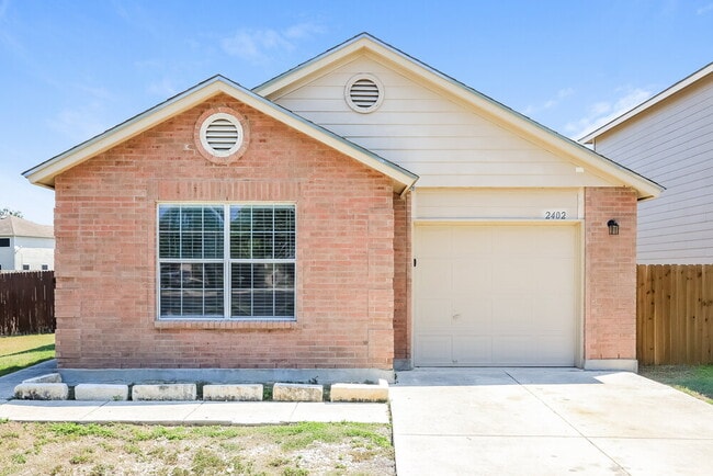 Building Photo - 2402 Sunview Lake