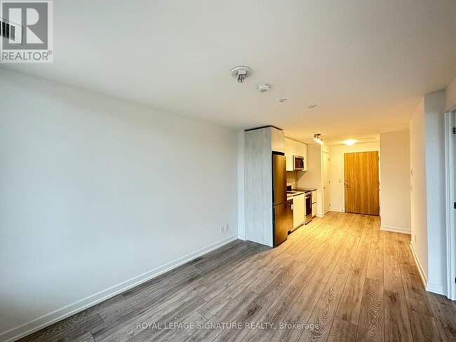 Building Photo - 11-211 Maryport Ave