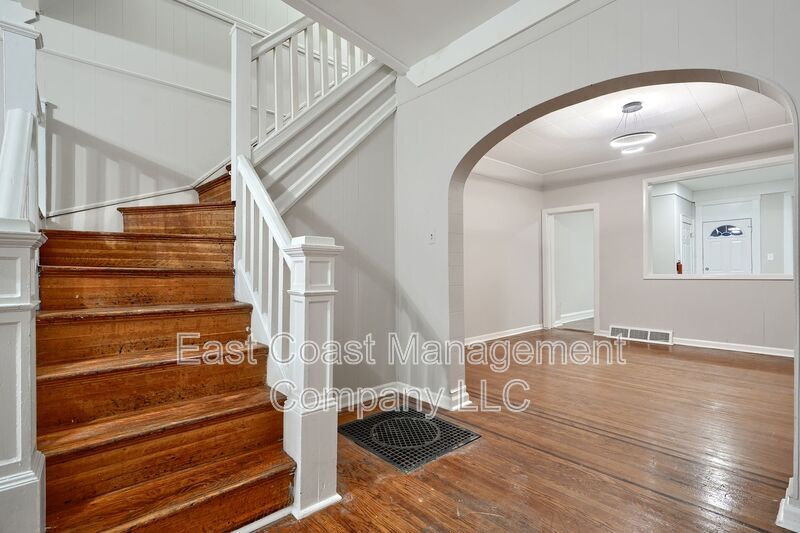 Foto principal - 3104 Leeds St