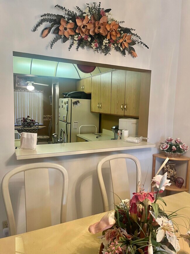 Foto del edificio - 7831 Willow Spring Dr