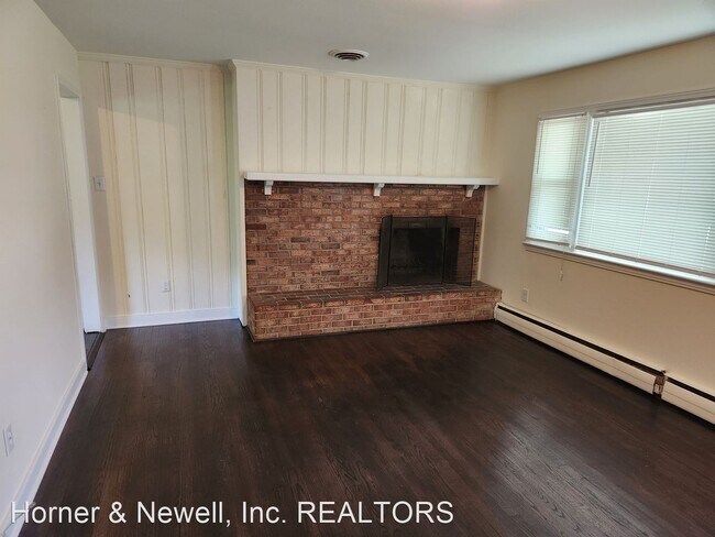 Building Photo - 2 br, 1 bath House - 2301 Druid Drive