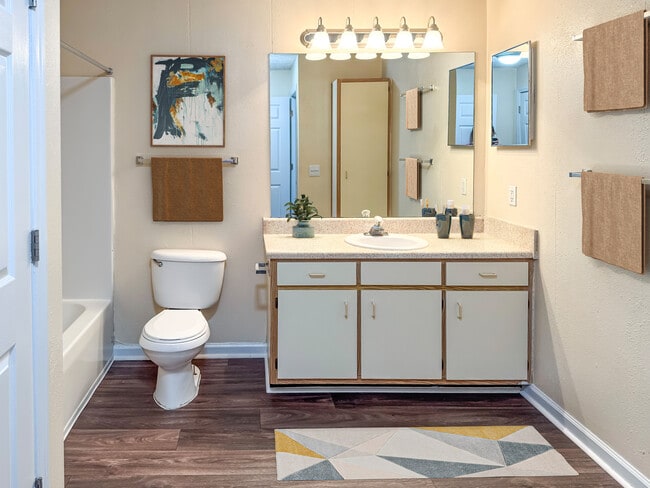 Building Photo - Brittwood