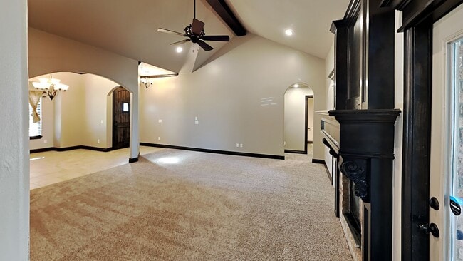 Building Photo - Very Nice 3 bedroom 2 bath home in Edmond schools