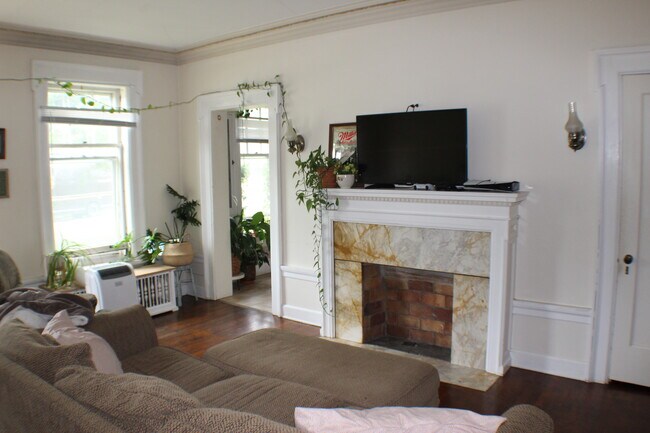 Foto del edificio - 907 Porter Ave