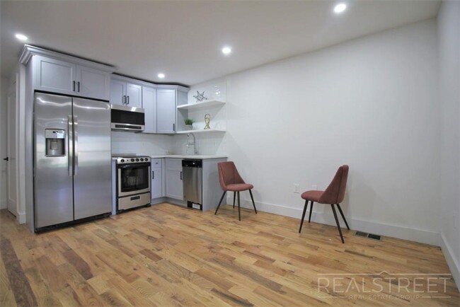 Floorplan - 1236 Halsey St