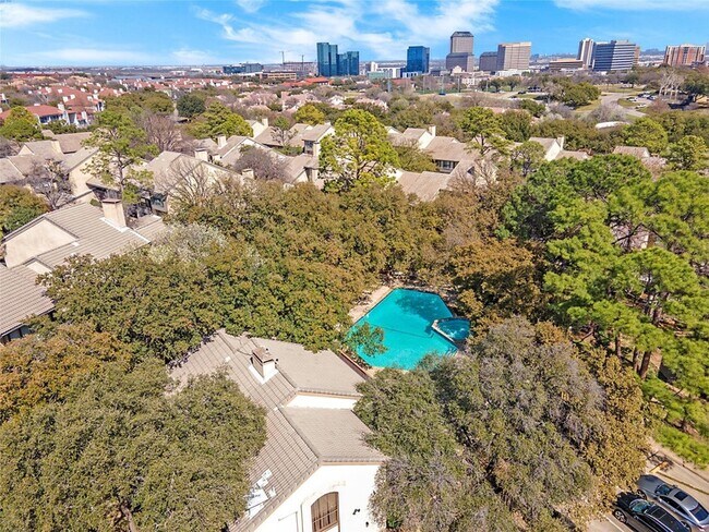 Foto del edificio - 4569 N O Connor Road Unit 1316X