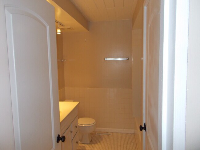 bathroom - 930 E Shady Way